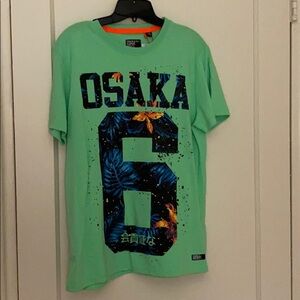 NWT superdry green tee shirt size: XL